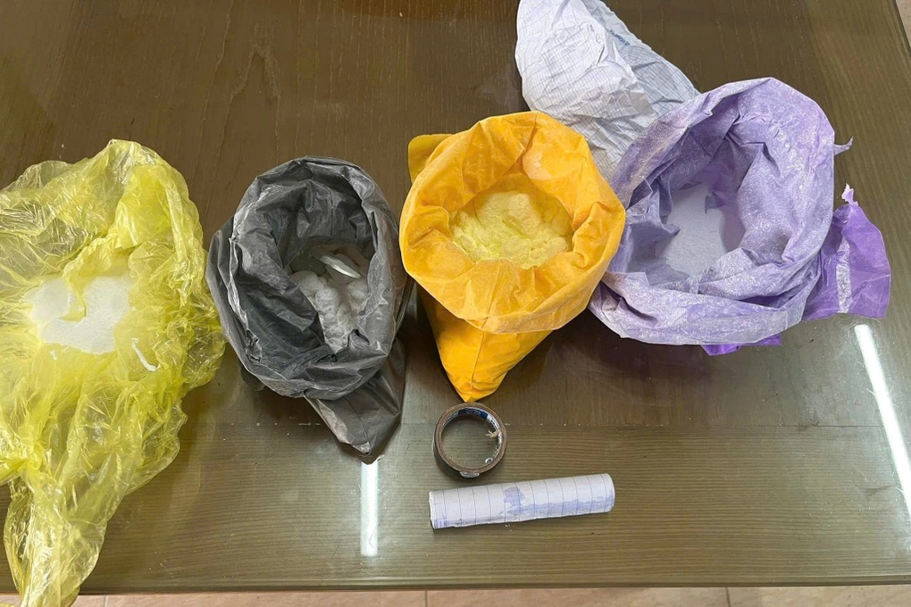 Phản ứng giữa Natri và Lưu huỳnh
