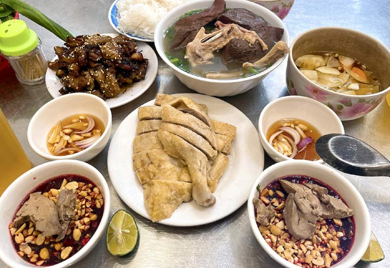 Ngân 65 Lý Nam Đế Gallery 1