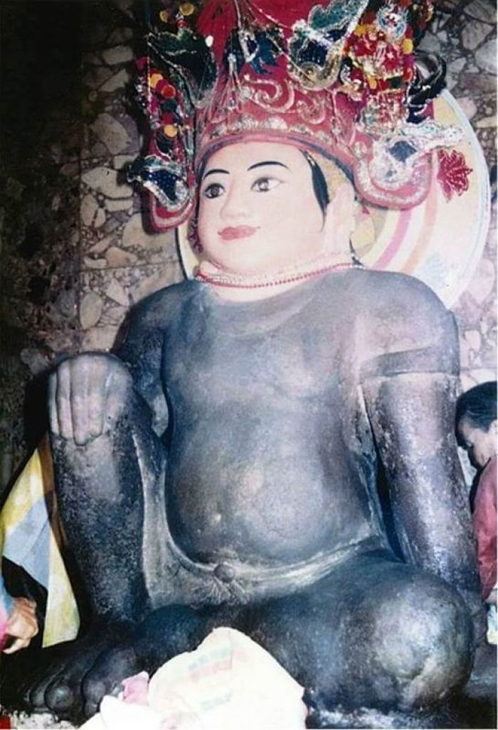 Truyền Thuyết Bà Chúa Xứ: Nguồn Gốc và Ý Nghĩa Gallery 1