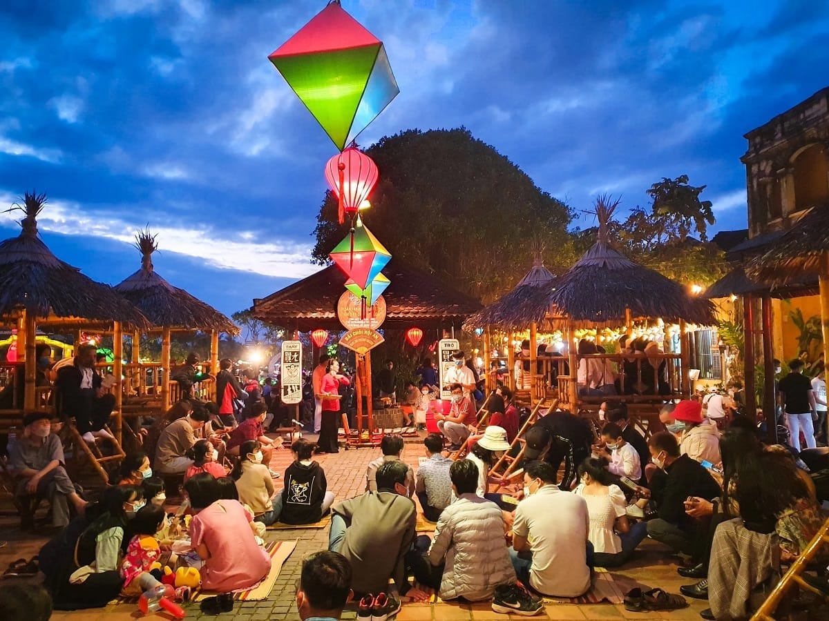 Lễ hội Bài Chòi - Trò chơi dân gian hấp dẫn và thú vị Gallery 1