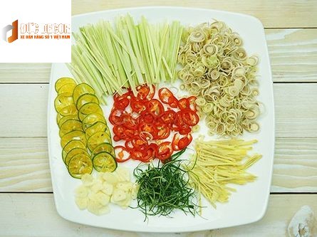 Nguyên liệu làm chân gà ngâm sả tắc Gallery 1