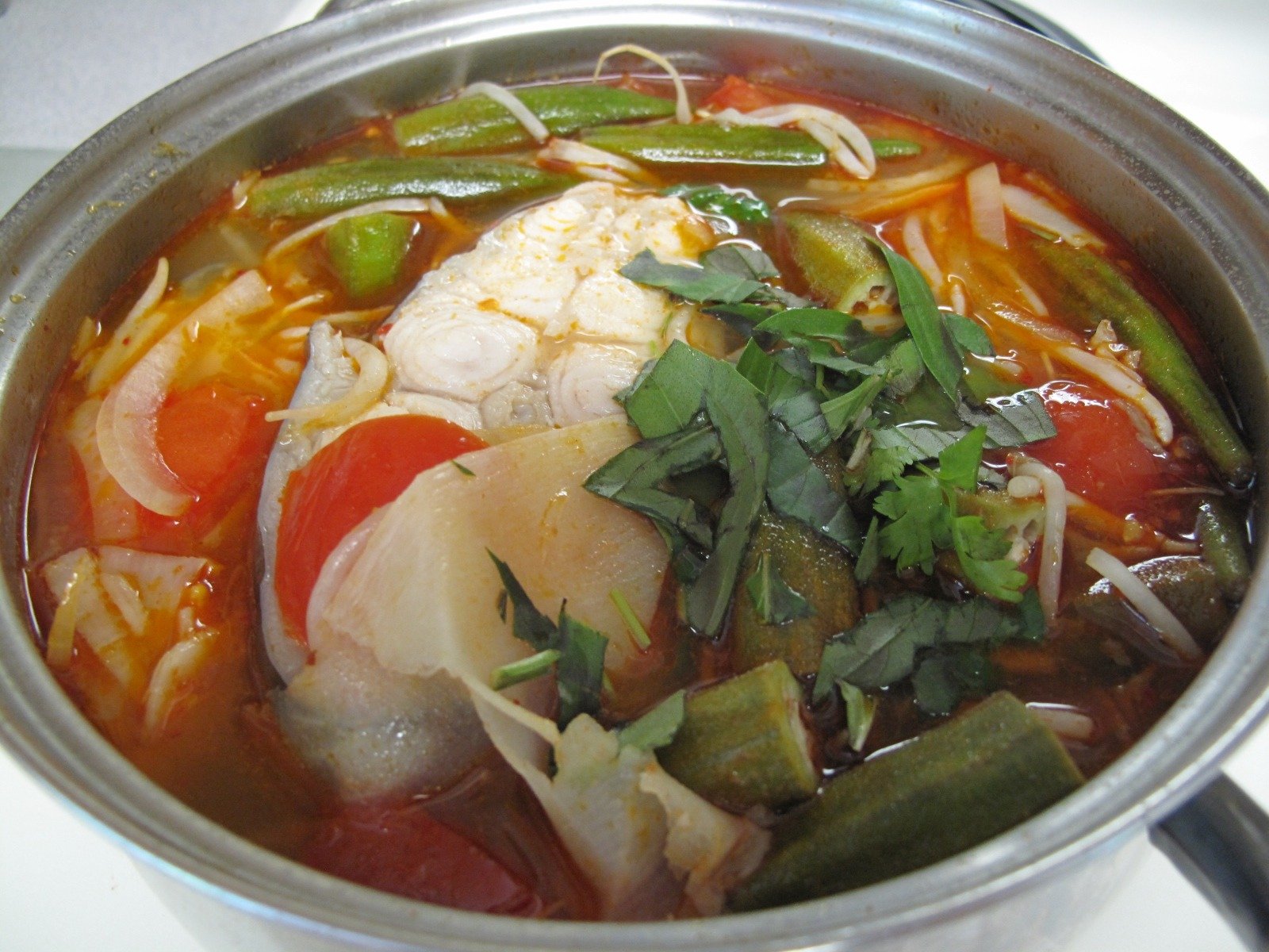 Canh Chua Cá Bống Lau Gallery 1