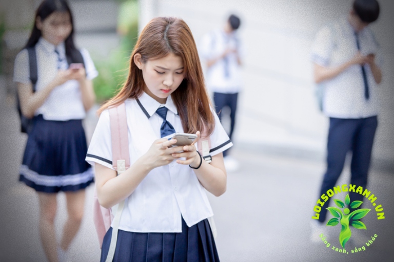 Nguyên nhân dẫn đến tình yêu tuổi học trò