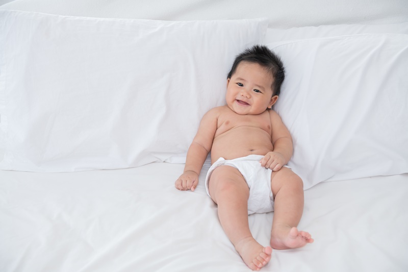 Trẻ 1 tuổi đi ngoài rất thối: Nguyên nhân và cách xử lý Gallery 1