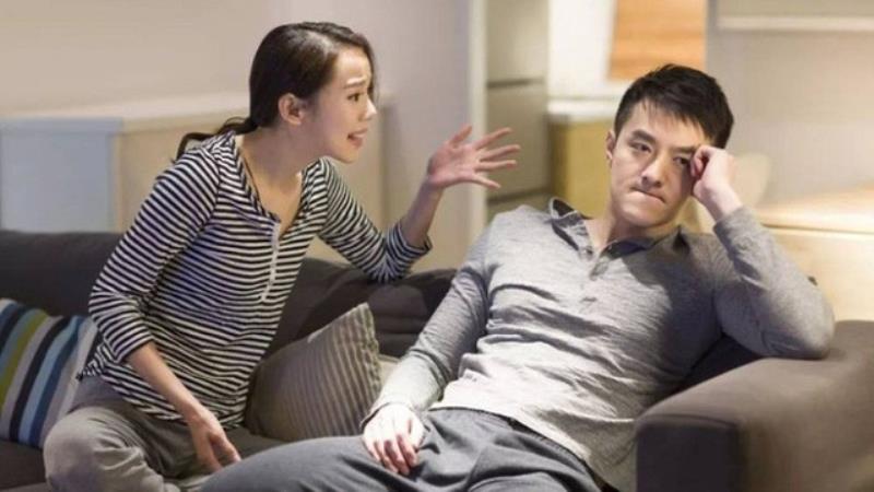 Nhu nhược nghĩa là gì?