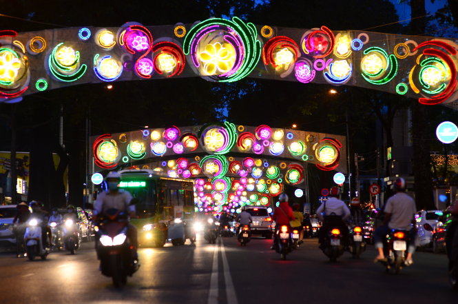 Khi Thành Phố Lên Đèn Gallery 2