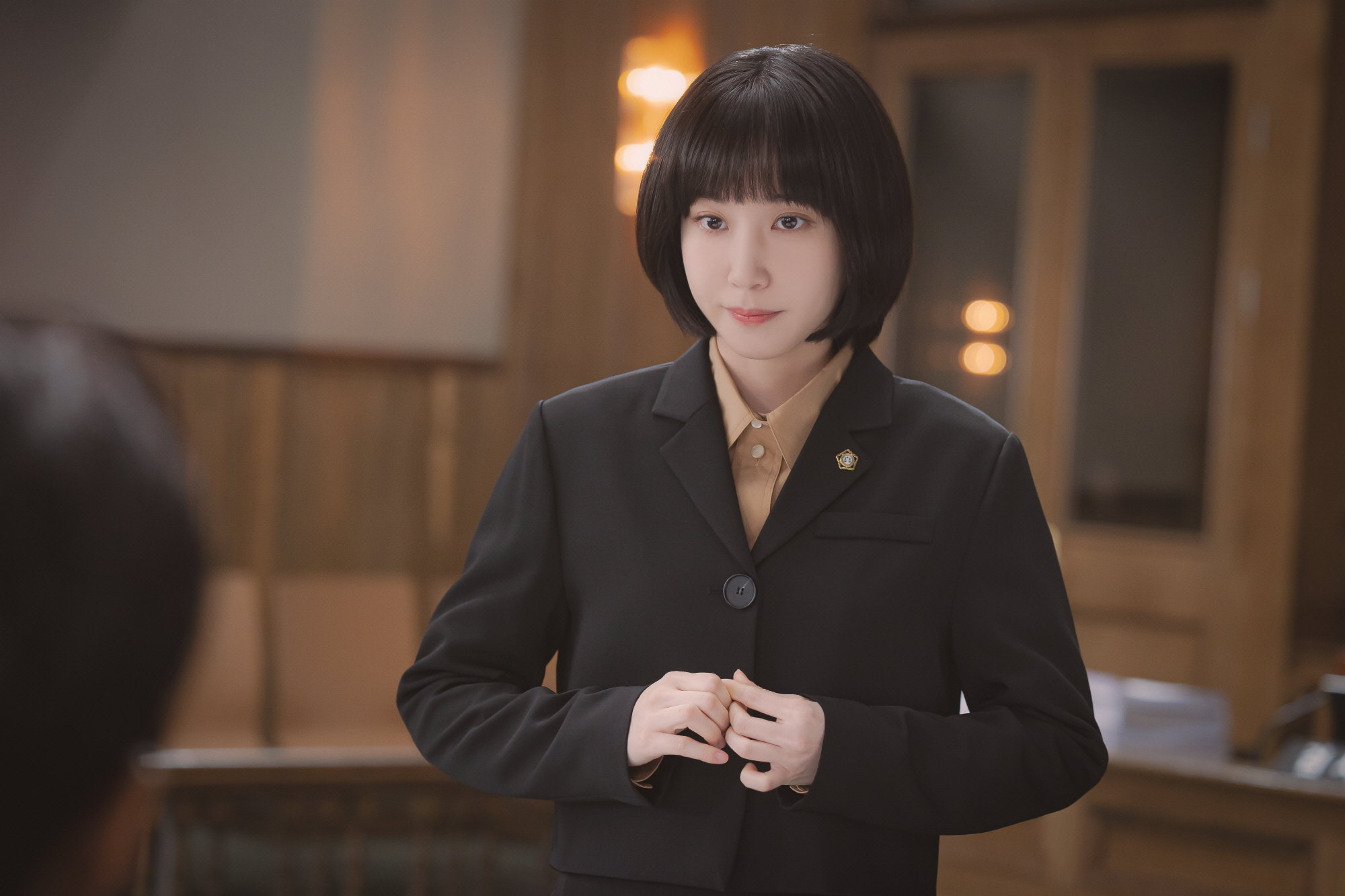 Nữ Luật Sư Kỳ Lạ Gallery 1