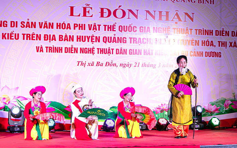Và Rồi Kiệu Hồng Đưa Đón Gallery 1