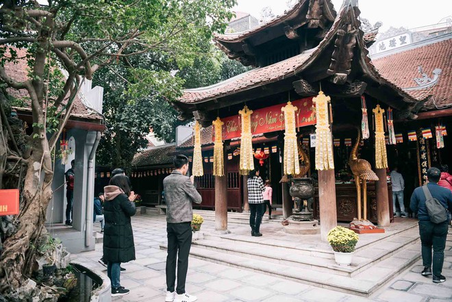 Thơ Đi Chùa Cầu Duyên: Những Bài Thơ Hay và Ý Nghĩa Gallery 2