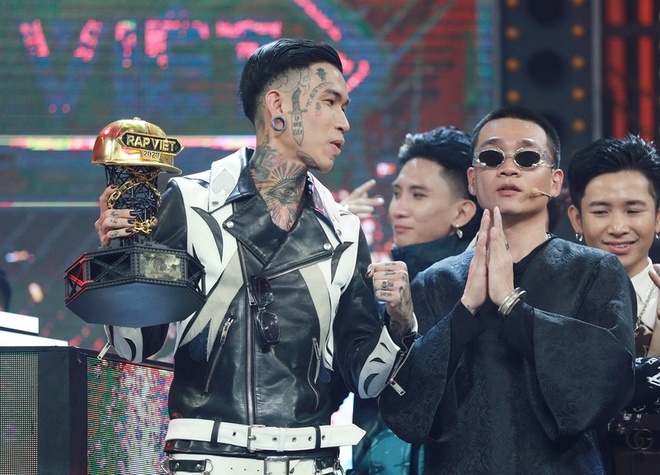 Rap Fan Tháng 8 Là Gì? Gallery 1
