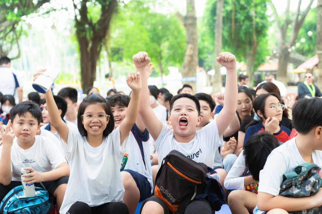 Bài Đi Học Về: Cảm xúc, hoạt động và những điều thú vị sau giờ học Gallery 1