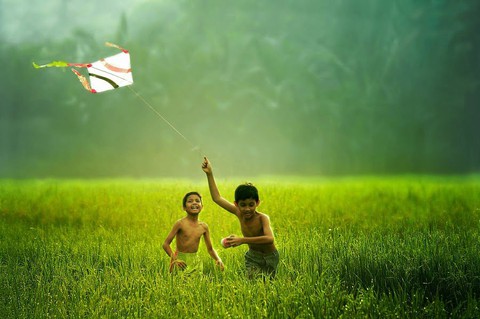 Ai Cũng Có Tuổi Thơ Gallery 1