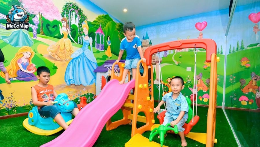 Bé Chơi Cầu Trượt: Hướng Dẫn An Toàn và Lợi Ích Gallery 2