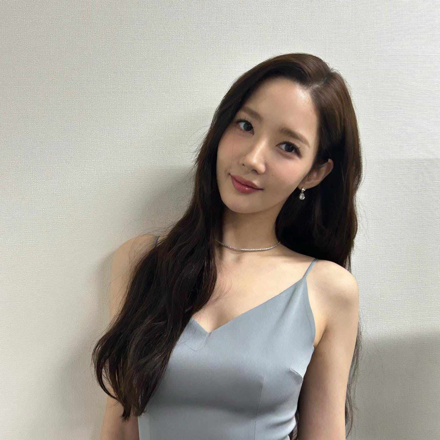 Cô Thư Kí Xinh Đẹp Gallery 1