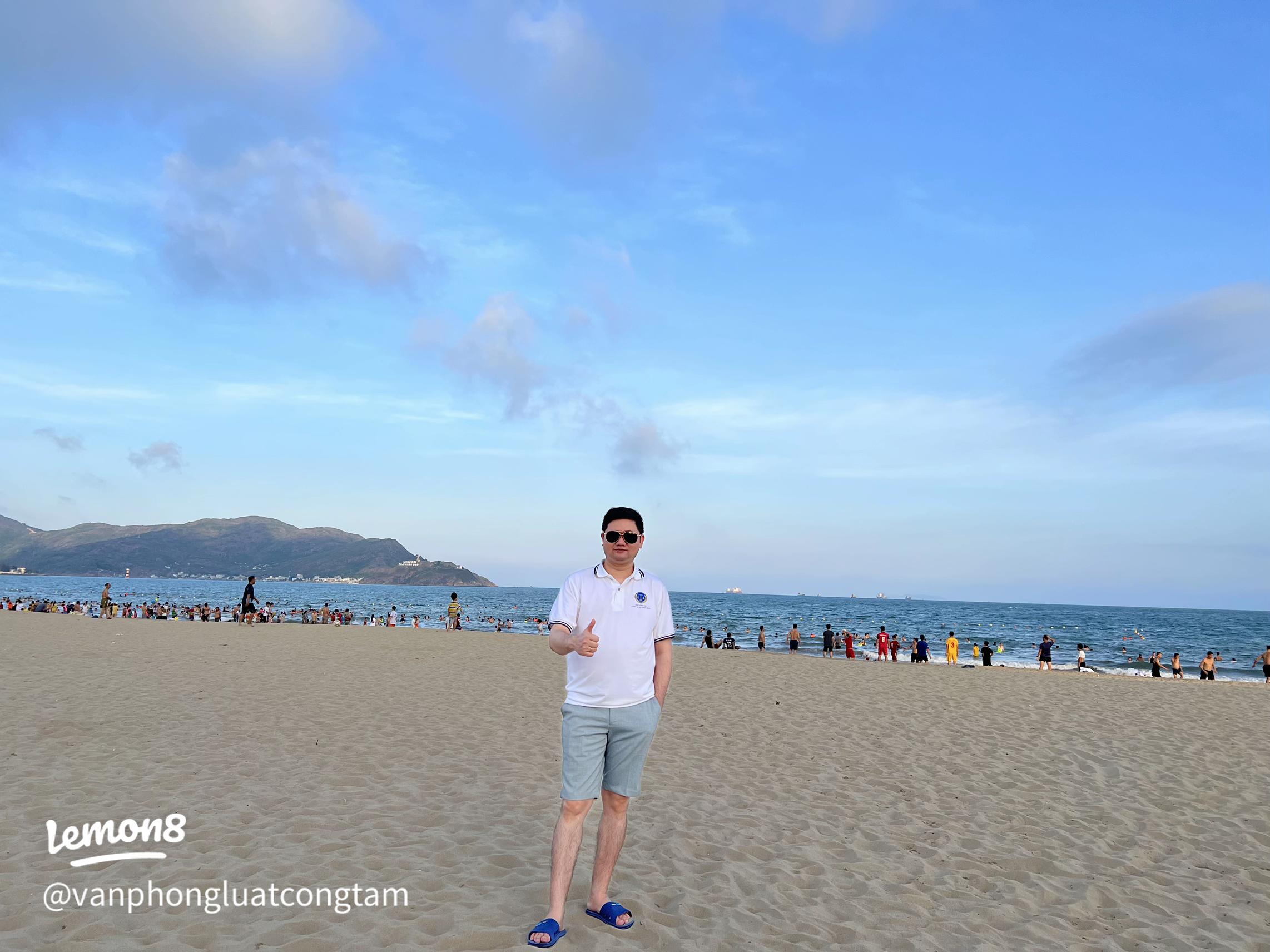 Biển Xanh Mây Trắng Nắng Vàng Gallery 2