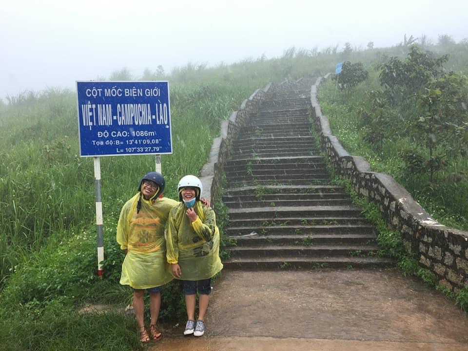 Ngắm Mưa Gallery 1