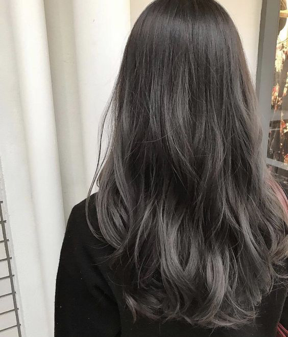 Nhuộm tóc màu gì ra nắng mới thấy cho nữ?