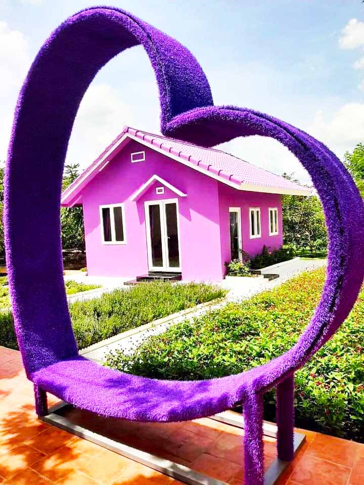 Ca Cổ Căn Nhà Màu Tím Gallery 2