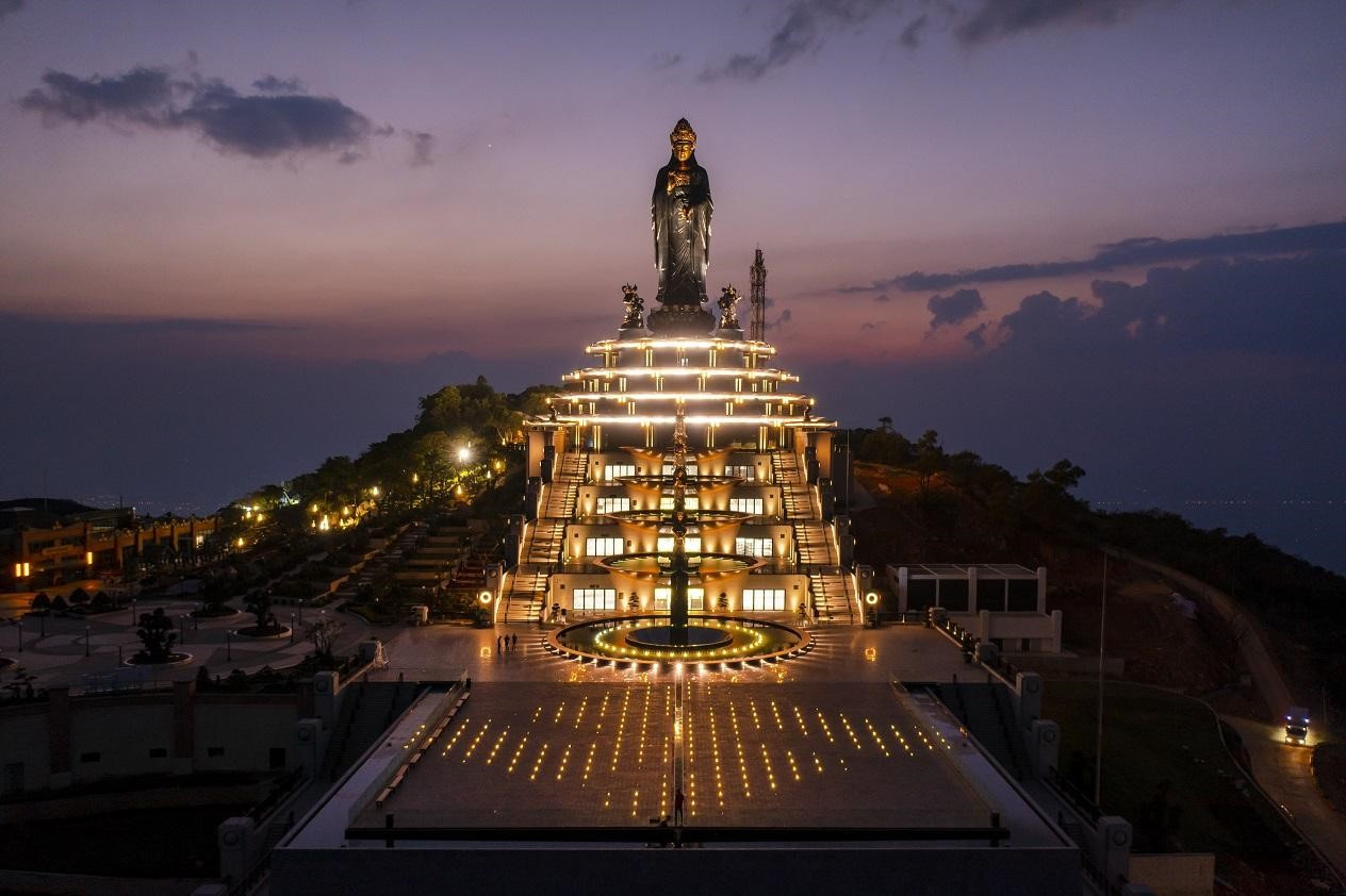 Núi Bà Đen Châu Đốc