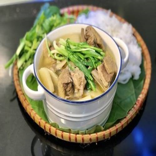 Nước luộc ngan nấu với rau gì?
