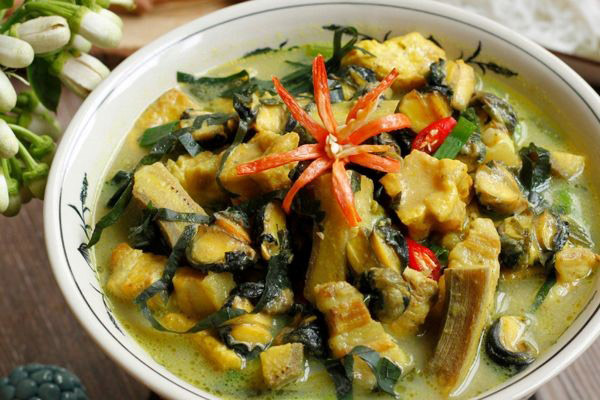 Ốc Xào Chuối Xanh