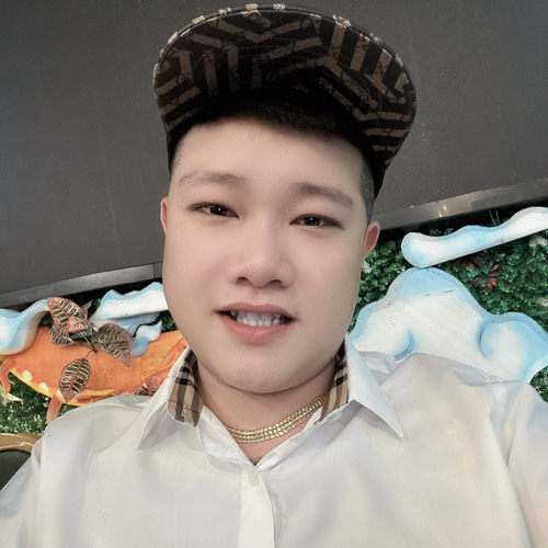 Ông Chú May Mắn Là Ai? Bí Mật Đằng Sau Câu Chuyện
