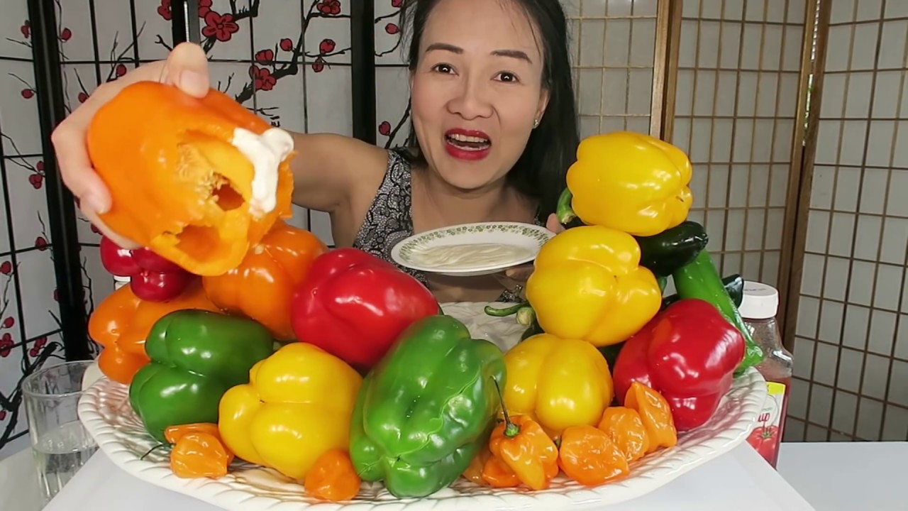 Ớt Chuông Ăn Sống Chấm Gì Ngon?