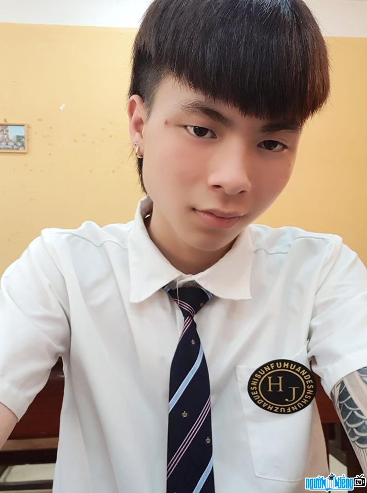 Phạm Tuấn "Em Khá Bảnh" Sinh Năm Bao Nhiêu?