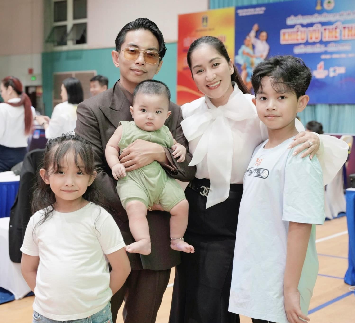 Phan Hiển kém Khánh Thi bao nhiêu tuổi? Gallery 2