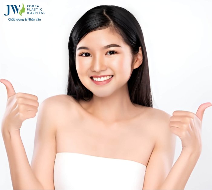 Phụ nữ miệng rộng môi dày: Vẻ đẹp cuốn hút và bí quyết làm nổi bật