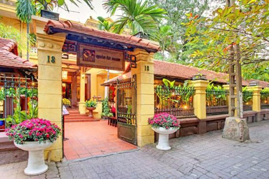Quán Ngon Phan Bội Châu: Khám Phá Thiên Đường Ẩm Thực