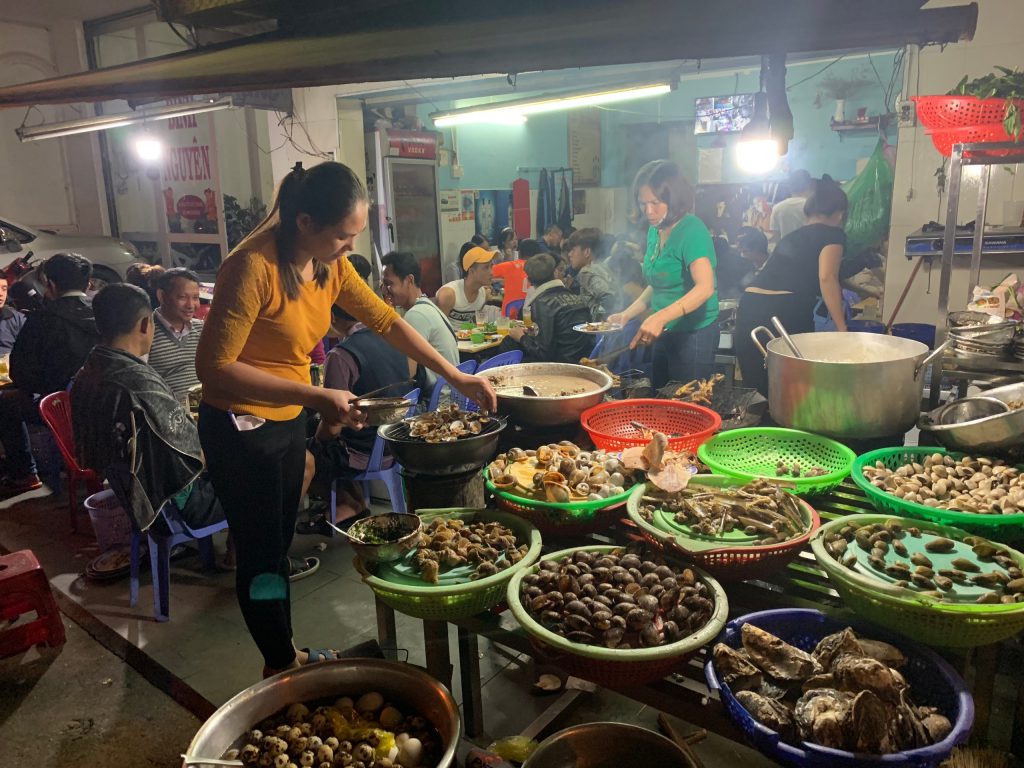 Quán Ốc Ngon Đà Lạt - Review & Địa Chỉ Chi Tiết