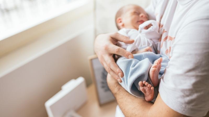 Ru Con Trung Bộ: Những Bài Hát Ru Ngọt Ngào Của Miền Trung