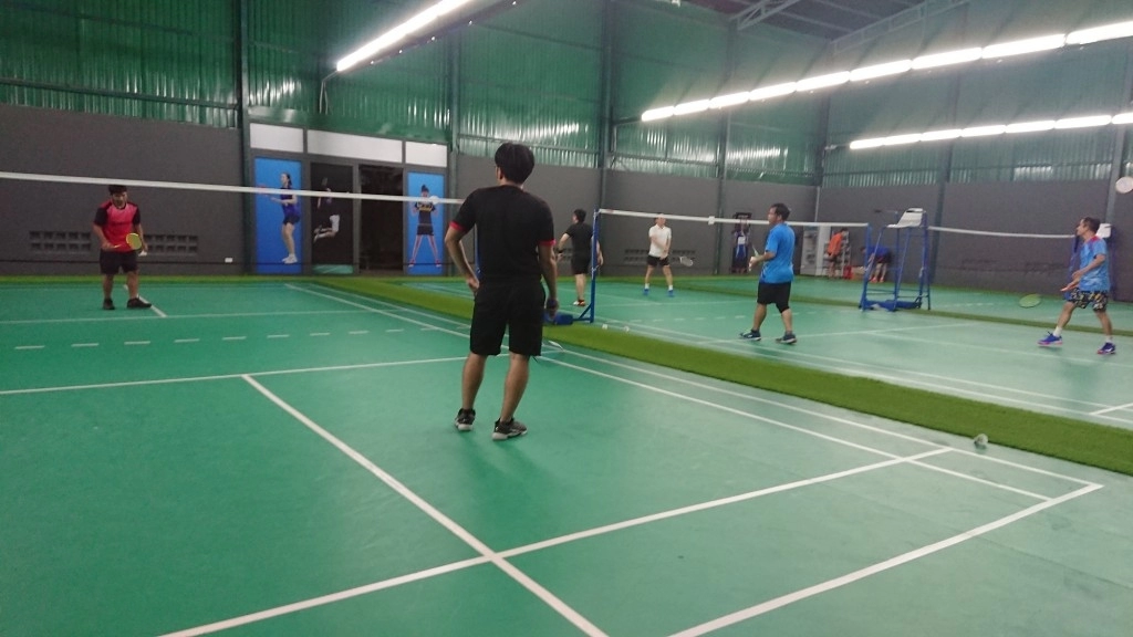 Sân Cầu Lông Cây Lộc Vừng