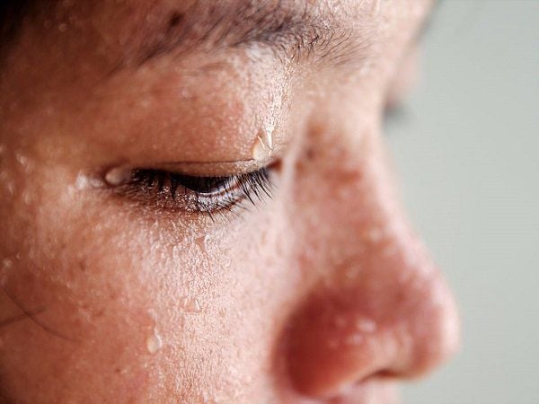 Sốt Vã Mồ Hôi: Nguyên Nhân, Triệu Chứng Và Cách Điều Trị