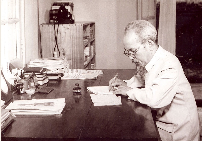 Phong Cách Hồ Chí Minh: Lời Giải Hay Gallery 2
