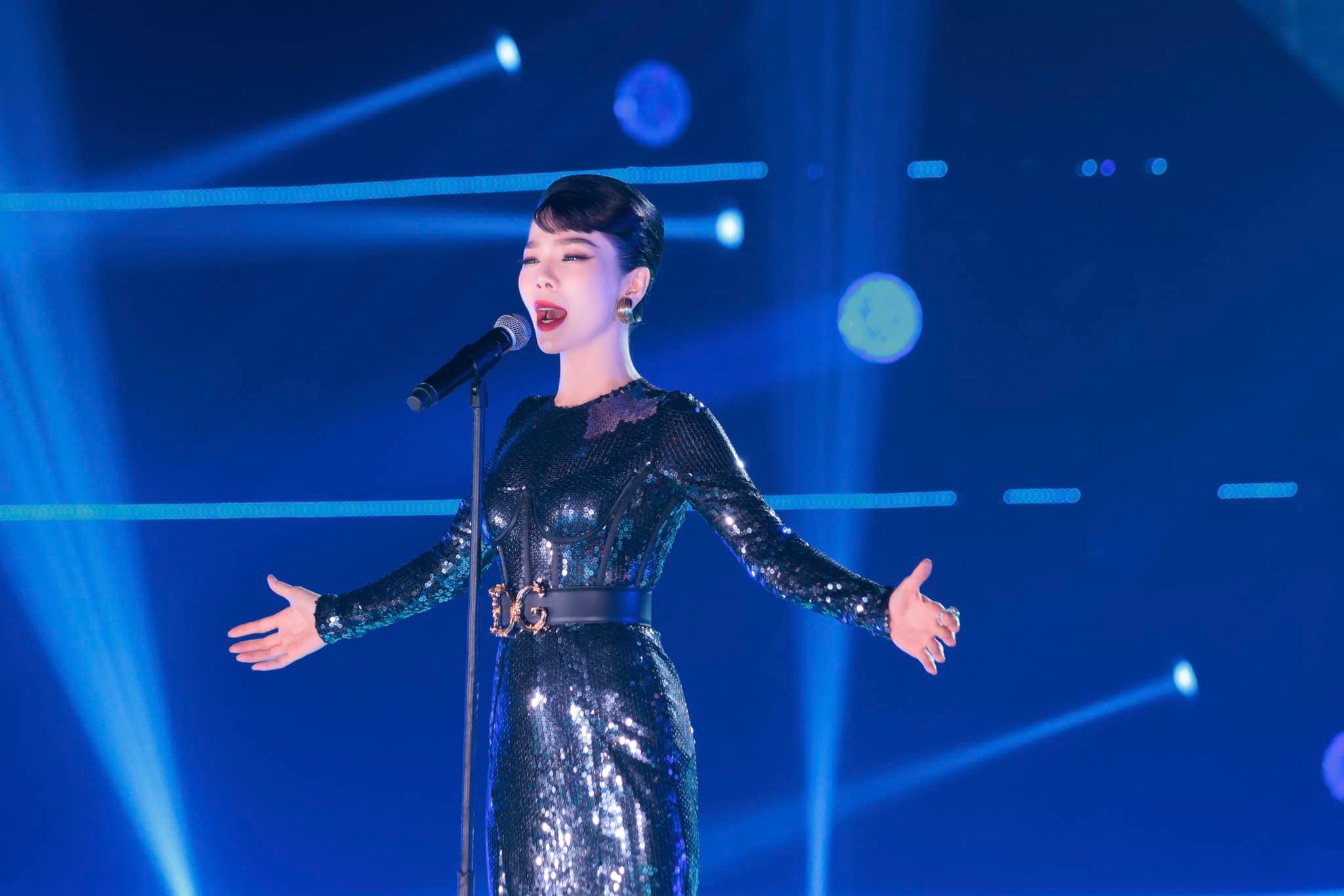Tiếng Hát Lệ Quyên: Nữ Hoàng Bolero và Hành Trình Âm Nhạc Đầy Cảm Xúc Gallery 1