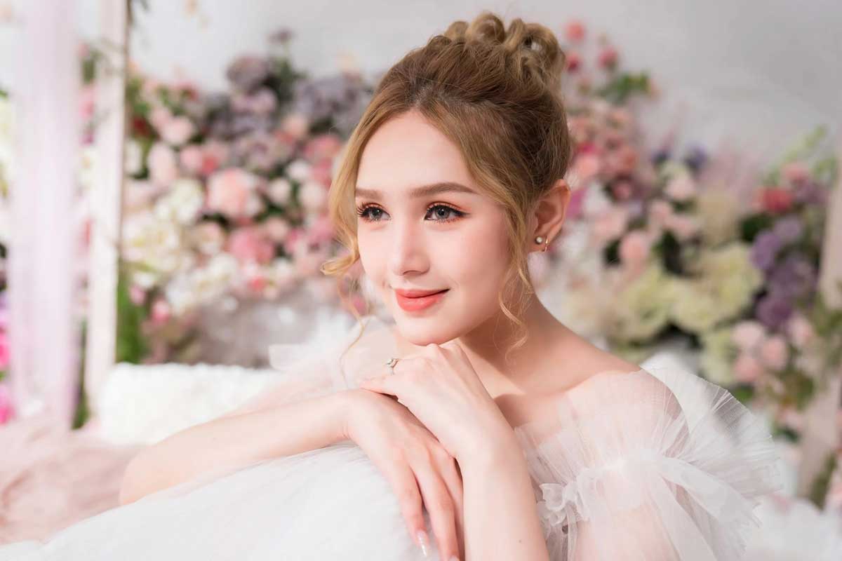 Tiểu sử Xoài Non: Từ Hot Girl Mạng Xã Hội Đến Nữ Doanh Nhân Thành Đạt Gallery 2