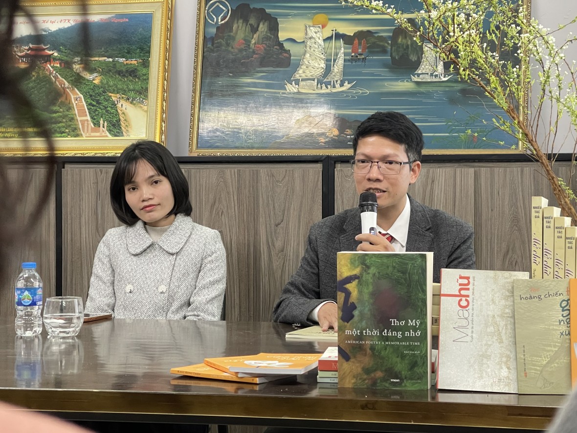 Thơ Sống:  Tìm Vẻ Đẹp Trong Giọt Lệ Và Nụ Cười Của Cuộc Sống Gallery 2