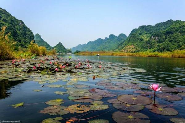 Suối Yến Chùa Hương - Vẻ Đẹp Huyền Ảo Giữa Non Nước Hương Sơn