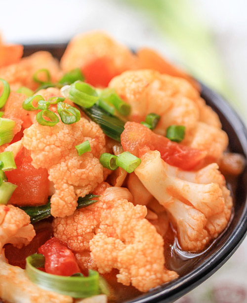 Súp lơ xào cà chua