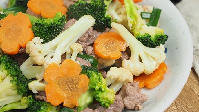 Súp lơ xào với gì ngon nhất?
