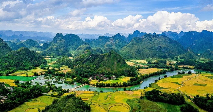 Bài Văn Tả Phong Cảnh Đẹp Ngỡ Ngàng Gallery 2