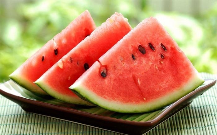 Tả Quả Dưa Hấu Ngắn Gọn