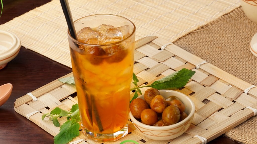 Tác dụng của nước mơ ngâm lâu năm