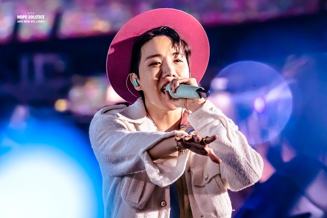 Hình mẫu lý tưởng của BTS: Sự kết hợp hoàn hảo giữa tài năng và nhân cách Gallery 1