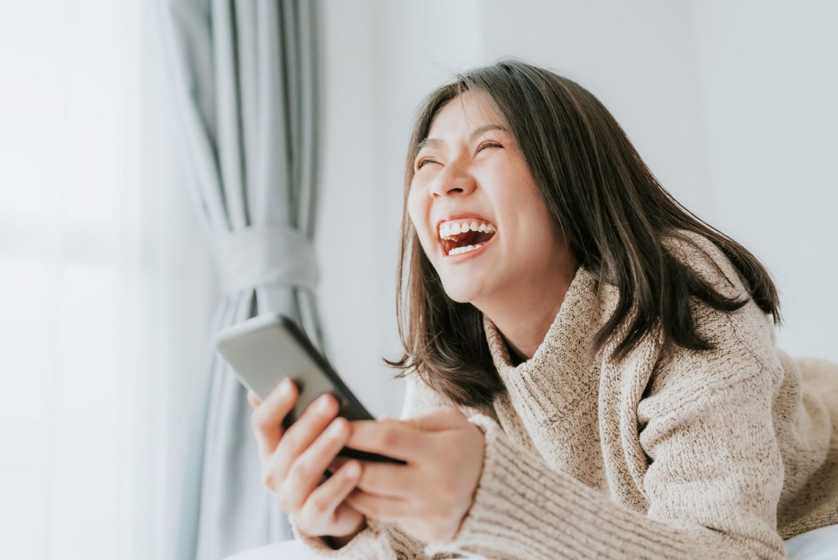 Cười trên nỗi đau của người khác Gallery 1