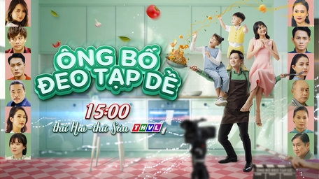 Hình ảnh ông bố đeo tạp dề: Sự ấm áp và tình yêu thương trong gia đình Gallery 1