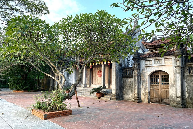Tại Sao Lại Nói Vắng Như Chùa Bà Đanh?