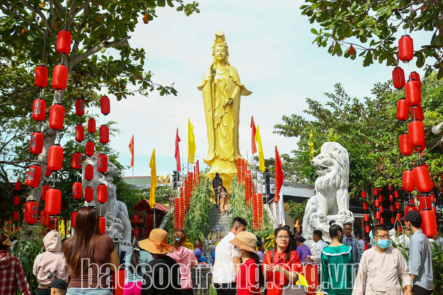 Muốn bình yên thì lên chùa cầu phúc Gallery 1